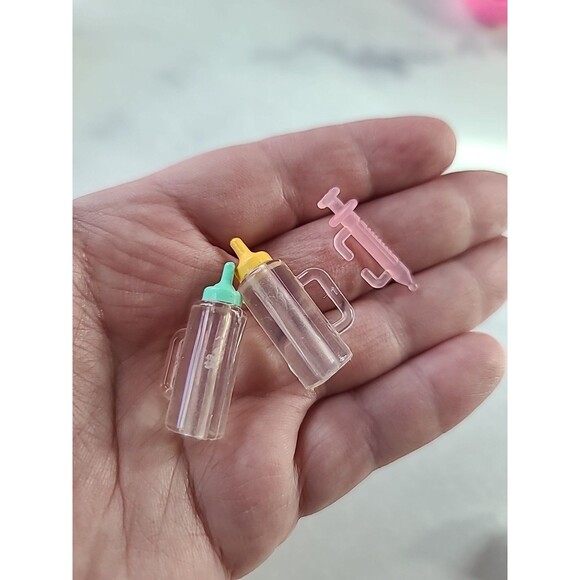 Barbie Veterinarian Lot USED, READ DESCRIPTION - Picture 5 of 10